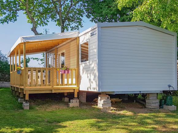 location mobil-home 3 chambres Sarzeau camping piscine couverte - Camping Domaine de Kersial***